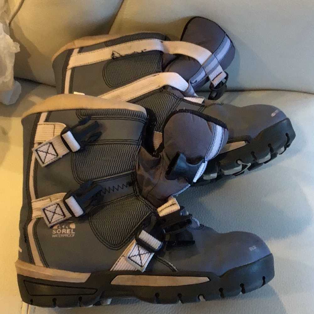 Sorel snow winter skying boots - Picture 1 of 3